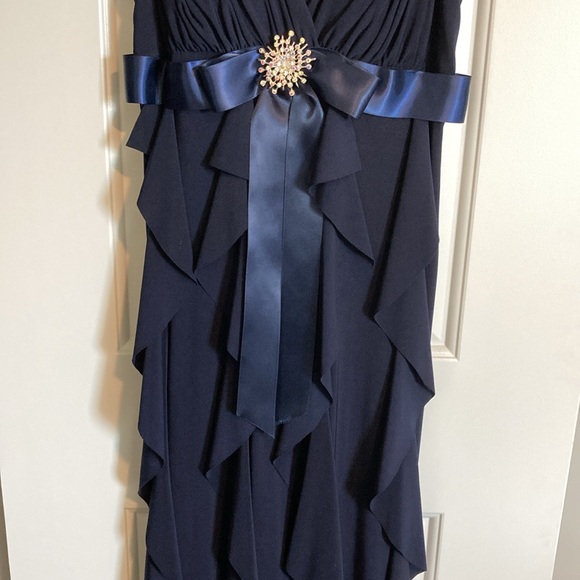 Cache Formal Prom, Homecoming Dress - Picture 6 of 10